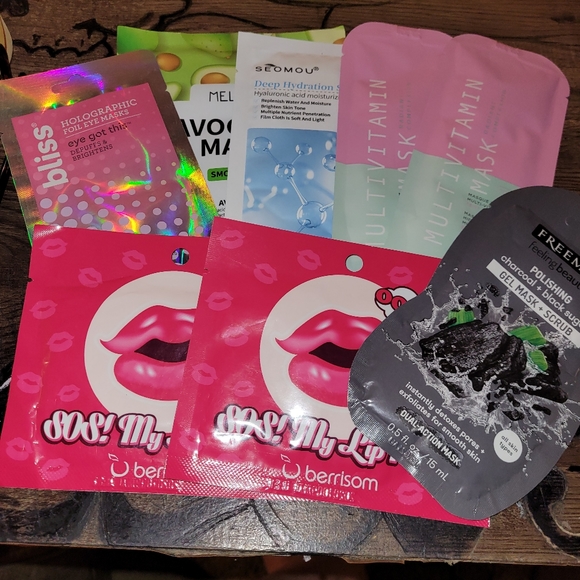 Skincare Bundle of a mixed assortment of brands such as Bliss and Loreal Paris - Picture 2 of 10